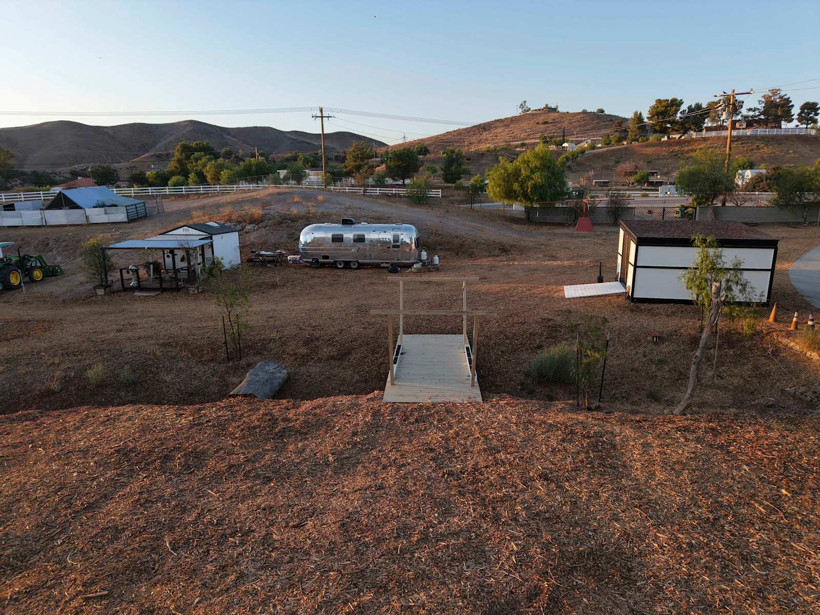 Zaromel Ranch - Agua Dulce, California - glamping.directory