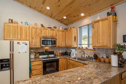 Romantic Mountain Cabin for Staycation near Perin's Peak in Durango, Colorado - Durango, Colorado - glamping.directory