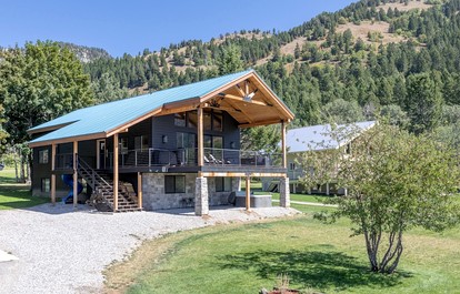 Spacious Mountain-View Retreat with Deck Slide & Jacuzzi near Outdoor Trails in Lincoln, Wyoming - glamping.directory