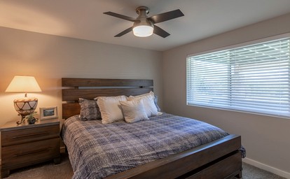 Spacious Mountain-View Retreat with Deck Slide & Jacuzzi near Outdoor Trails in Lincoln, Wyoming - Lincoln, Wyoming - glamping.directory