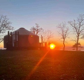 Lookout Mountain Yurt Rental for a Glamping Nature Escape - Rising Fawn, Georgia - glamping.directory