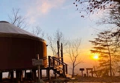Lookout Mountain Yurt Rental for a Glamping Nature Escape - Rising Fawn, Georgia - glamping.directory