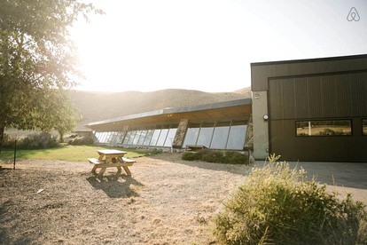 Unique and Modern Lodging with Exceptional Features in Paradise Valley, Montana - glamping.directory