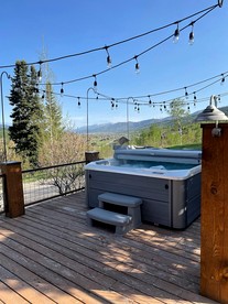 Remodeled Cabin with Pool Table and Hot-Tub in Wyoming - Alpine, Wyoming - glamping.directory
