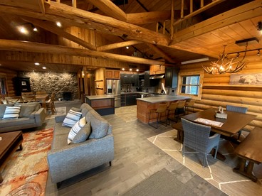 Remodeled Cabin with Pool Table and Hot-Tub in Wyoming - Alpine, Wyoming - glamping.directory