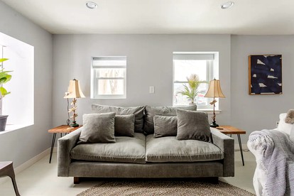Family Cottage Rental in New York for Hudson Valley Retreat - Saugerties, New York - glamping.directory