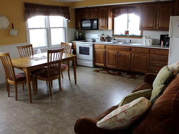 Charming Vacation Rental on a Farm in Amish Country, Pennsylvania - Narvon, Pennsylvania - glamping.directory