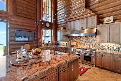 Premium Log Cabin Estate with Hot Tub and Helipad in Gold Beach, Oregon - Gold Beach, Oregon - glamping.directory