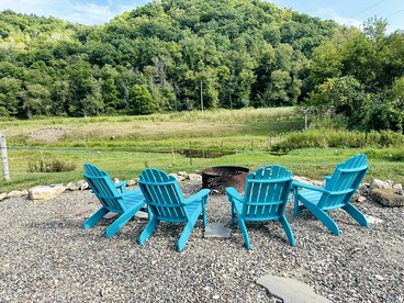 Renovated Barn Getaway on a Ranch in Winona, Minnesota - Winona, Minnesota - glamping.directory