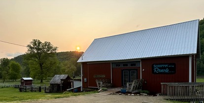 Renovated Barn Getaway on a Ranch in Winona, Minnesota - Winona, Minnesota - glamping.directory
