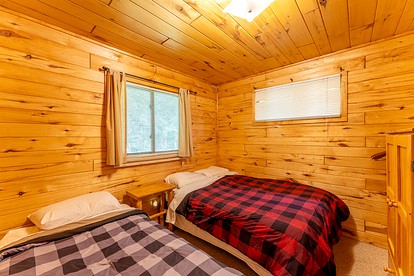 Pet-Friendly Log Cabin Retreat in Ely for Magical Minnesota Family Vacations - Ely, Minnesota - glamping.directory