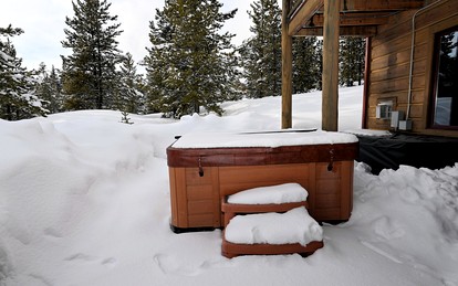 Family-Friendly Cabin Rental with Lone Peak Views in Big Sky - Big Sky, Montana - glamping.directory