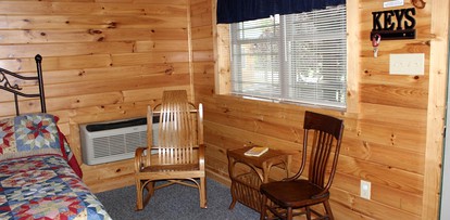 Flintstone Cozy Cabin for Places to Visit in Maryland - Flintstone, Maryland - glamping.directory