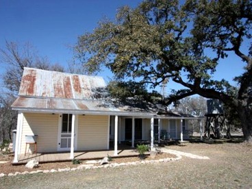 Secluded Cottage Rental Overlooking the Guadalupe River in Center Point, Texas - glamping.directory