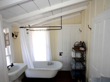 Secluded Cottage Rental Overlooking the Guadalupe River in Center Point, Texas - Center Point, Texas - glamping.directory