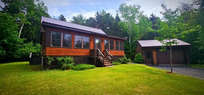 Dog-Friendly Cabin Near the Lake with Kayaks in Maine - Beaver Cove, Maine - glamping.directory