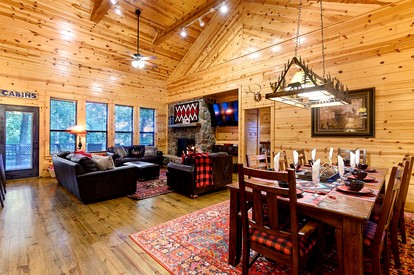 Incredible Luxurious Cabin Fantastic for All the Family in Broken Bow, Oklahoma - Broken Bow, Oklahoma - glamping.directory