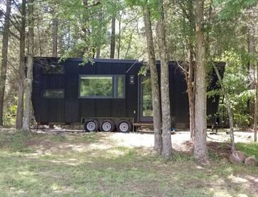 Stylish Tiny House for Glamping in South Carolina - US, South Carolina - glamping.directory