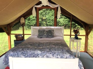 Bright and Airy Tented Cabin Rental on a Working Farm near Manchester, Vermont - Wells, Vermont - glamping.directory