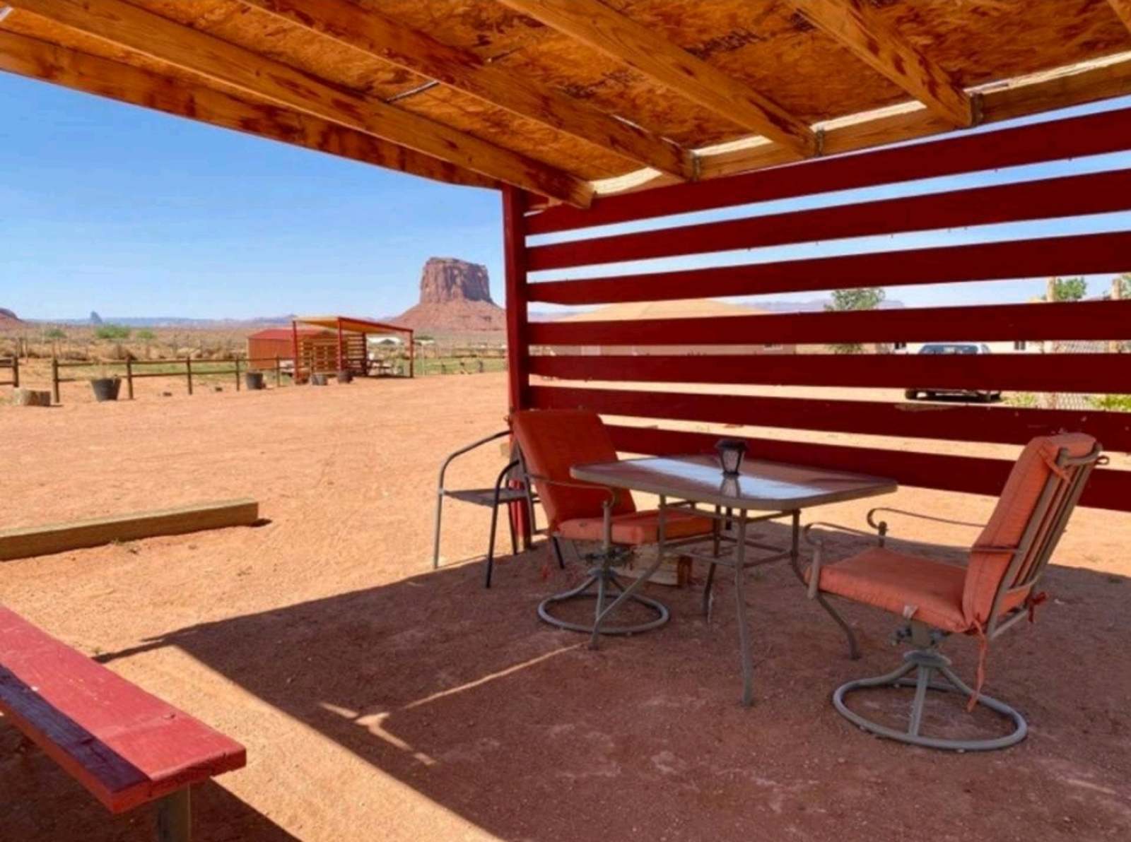 Sunrise camping - Oljato Monument Valley, Arizona - glamping.directory