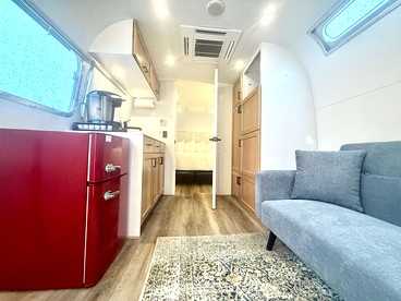 Cozy Airstream Perfect for a Romantic Weekend of Stargazing in East Zion, Utah - Orderville, Utah - glamping.directory