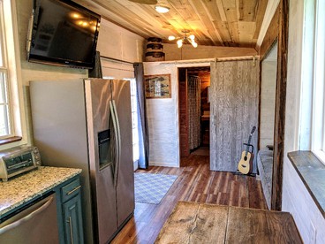 Tiny House with Amazing Views and Private Hiking Trails in Hill Country, Texas - Pipe Creek, Texas - glamping.directory