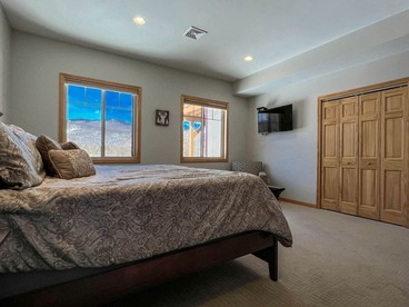 Beautiful Villa with Hot-tub and Barbecue in Bartlett, New Hampshire - Bartlett, New Hampshire - glamping.directory