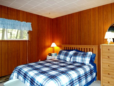 Waterfront Rustic Cabin Rental near Deer Lake, Washington - Loon Lake, Washington - glamping.directory