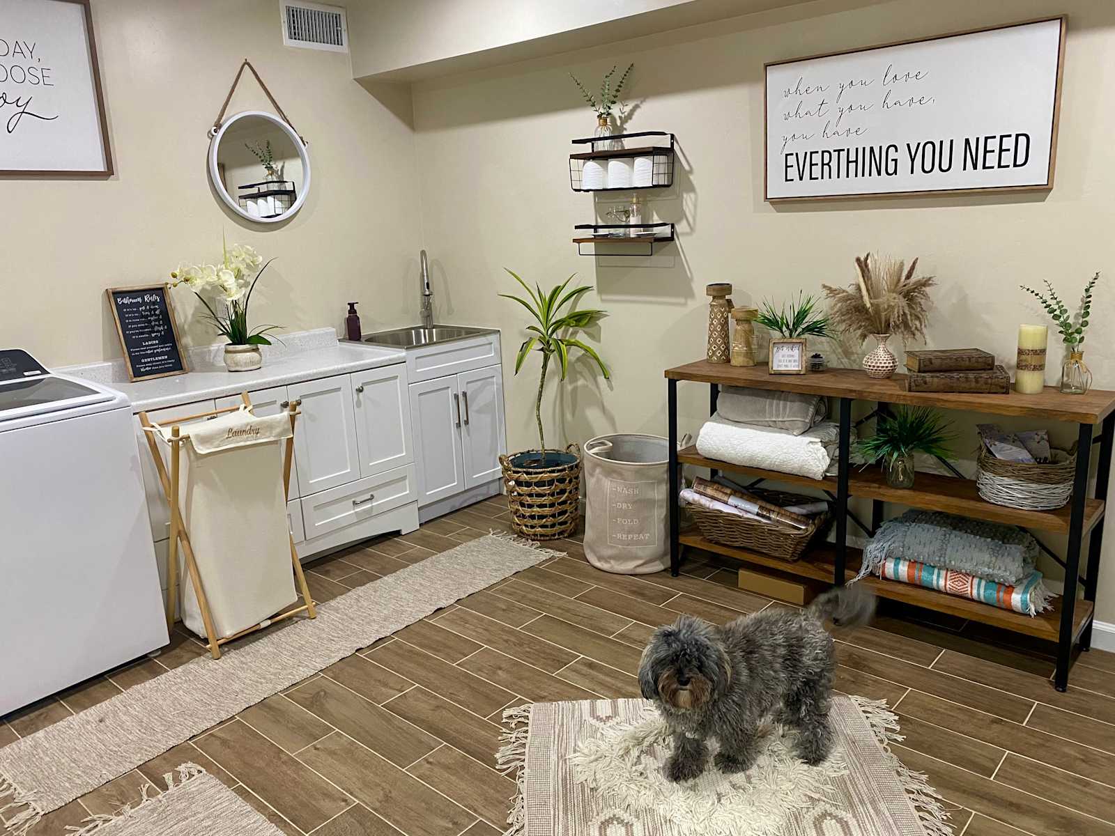Unique City Escapes - Escondido, California - glamping.directory