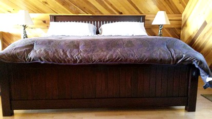 Cabin Rental with Hot Tub in the New River Gorge Region of West Virginia - Oak Hill, West Virginia - glamping.directory