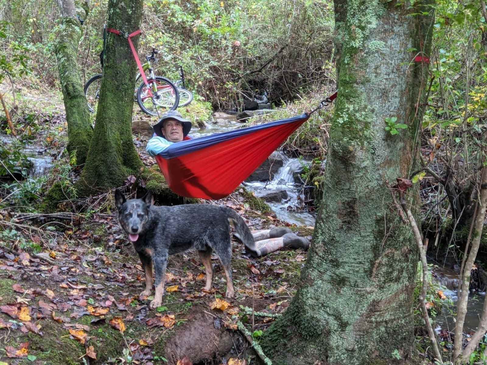 LittleRiver.US Moto Camp - glamping.directory