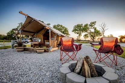 Comfortable Glamping Tent with Fire Pit and Stream Access Near Mark Twain National Forest in Missouri - Cassville, Missouri - glamping.directory
