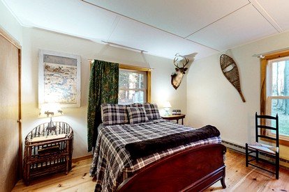Pet-Friendly Cabin with Deck and Serene Lake Views in Maine - Greenville, Maine - glamping.directory