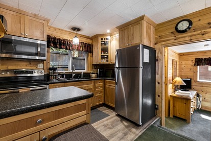 Cozy Lakeside Cabin, Steps from Lake Almanor and Close to Lassen Volcanic National Park in California - Lake Almanor, California - glamping.directory