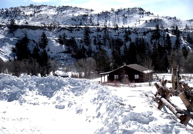 Dude Ranch Log Cabins Bordered by Shoshone National Forest, Wyoming - Dubois, Wyoming - glamping.directory