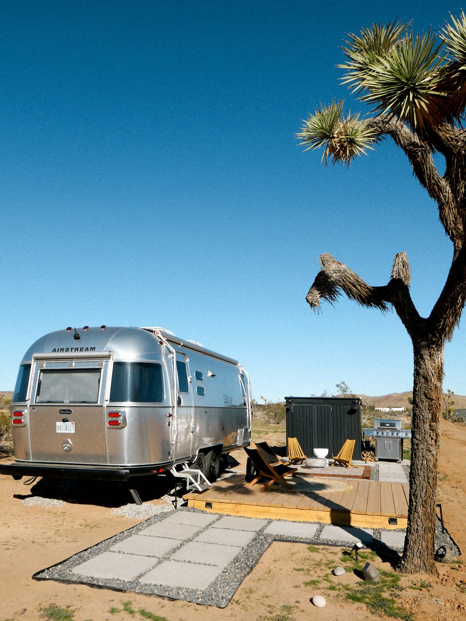 Camp Squish Airstream - Joshua Tree - Joshua Tree, California - glamping.directory