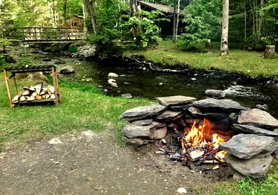 Escape for a Mountain Getaway in Lisbon, NH - Lisbon, New Hampshire - glamping.directory