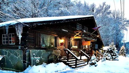 Escape for a Mountain Getaway in Lisbon, NH - Lisbon, New Hampshire - glamping.directory