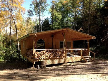 Rustic Creekside Cabin on 100-Acre Forest near Letchworth Park, New York - glamping.directory