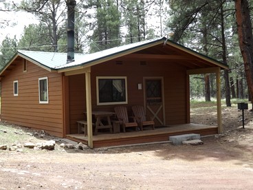Adorable Cabin with Indoor Jacuzzi in Arizona - glamping.directory