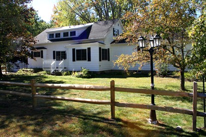 Luxury Cottage with Game Room in North Conway, New Hampshire - glamping.directory