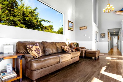 Dog Friendly Beach Vacation Rental with Coastal Views and Luxury Amenities in Bodega Bay, California - Bodega Bay, California - glamping.directory