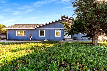Dog Friendly Beach Vacation Rental with Coastal Views and Luxury Amenities in Bodega Bay, California - Bodega Bay, California - glamping.directory