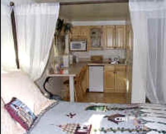 Bed and Breakfast Perfect for a Couples Retreat in the Santa Rita Mountains, Arizona - Madera Canyon, Arizona - glamping.directory