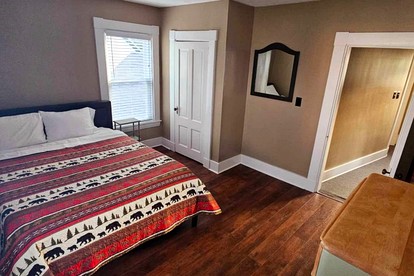 Fully Renovated Cabin Just Minutes to the Coast in Maine - Greenville, Maine - glamping.directory