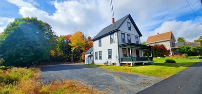 Fully Renovated Cabin Just Minutes to the Coast in Maine - glamping.directory