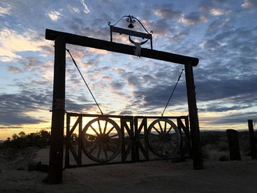 Secluded Desert Getaway near Joshua Tree National Park in Twentynine Palms, California - Twentynine Palms, California - glamping.directory
