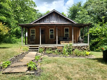 Cozy Cabin Nestled in the Ozark Mountains in Compton, Arkansas - glamping.directory