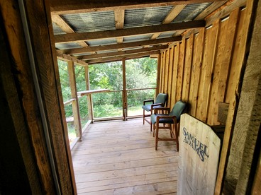 Cozy Cabin Nestled in the Ozark Mountains in Compton, Arkansas - Compton, Arkansas - glamping.directory