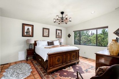 Secluded Rental with Spa and Panoramic Mountain Views in Arizona - Sedona, Arizona - glamping.directory